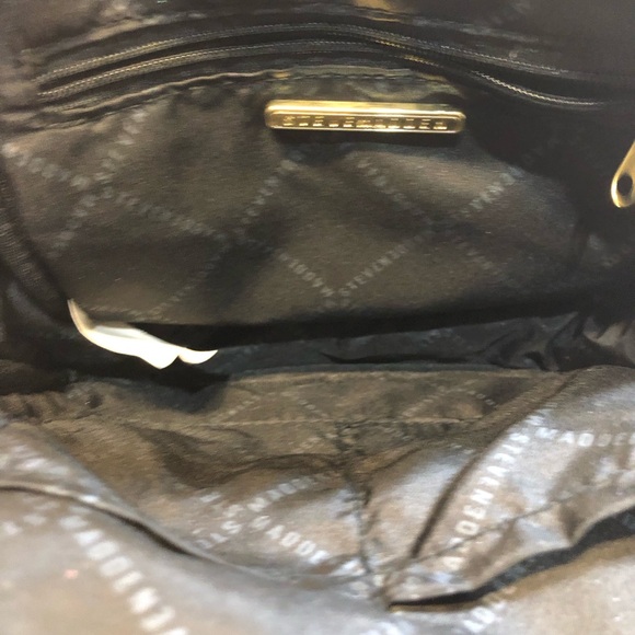 Steve Madden Backpack Purse Bag Black Gold Logo BBlogo Print seatbelt straps - Picture 11 of 15